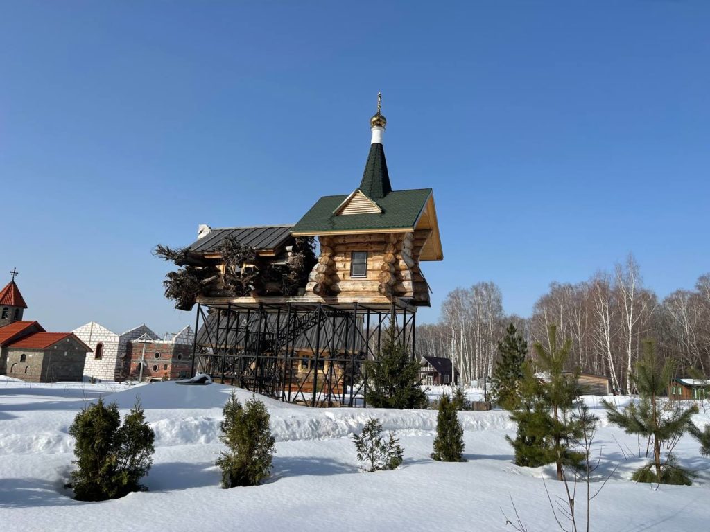 Команда ATVARMOR Club отметила Масленицу с Фёдором Конюховым и торжественно закрыла снегоходный сезон